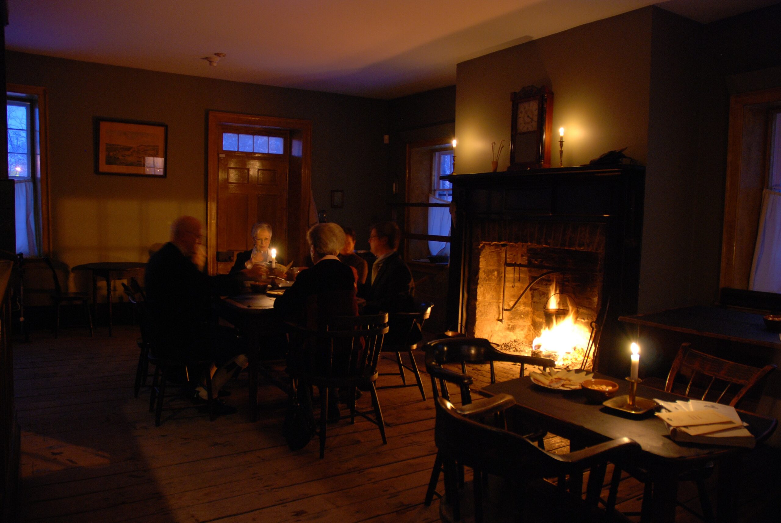 Lots of Light: Carols in the Tavern at Montgomery’s Inn